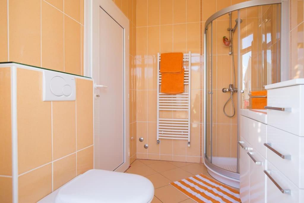 Villa Ajda - Orange Room Omisalj Exterior photo